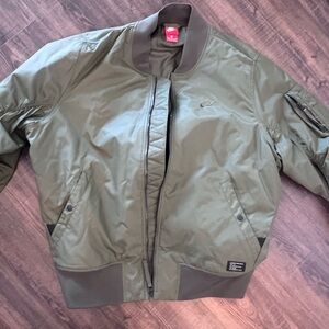 Men’s Nike bomber jacket. Brand new XL